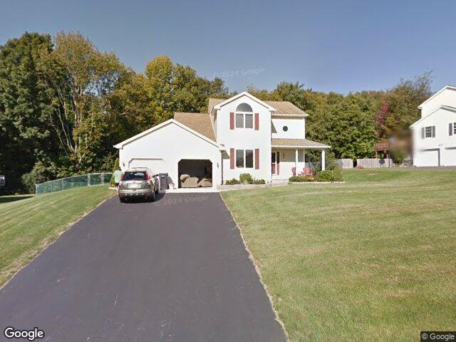 10 Scenic Rd, Westfield, MA 01085