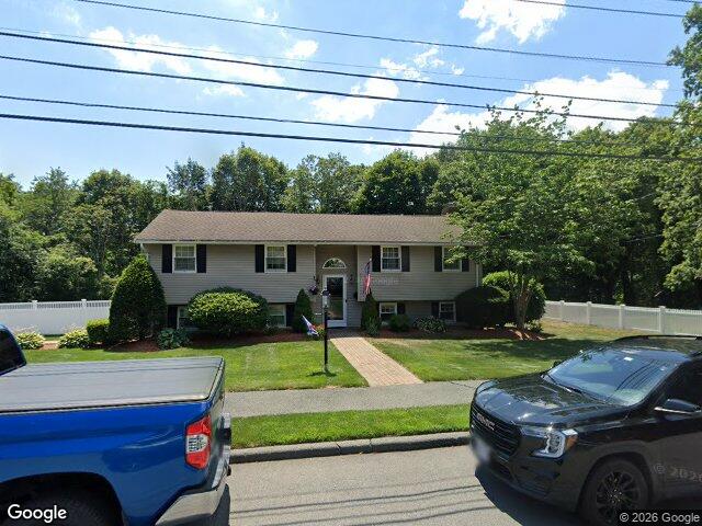 18 Princeton St, Peabody, MA 01960