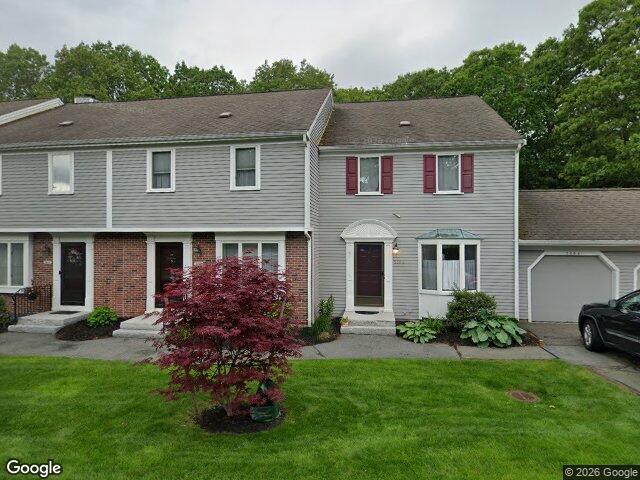 2002 Pheasant Creek Ln #2002, Peabody, MA 01960