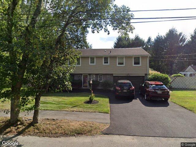 24 Styles Dr, Peabody, MA 01960