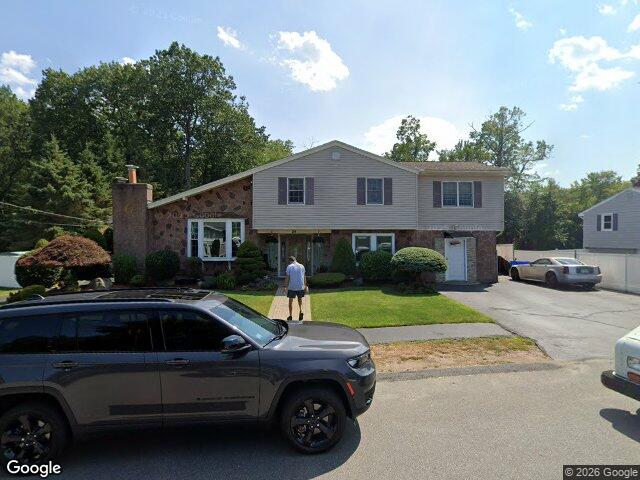24 Tumelty, Peabody, MA 01960