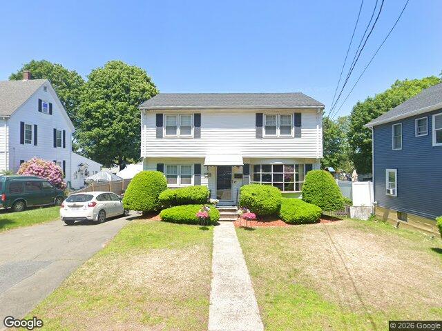 307 Lynnfield St, Peabody, MA 01960
