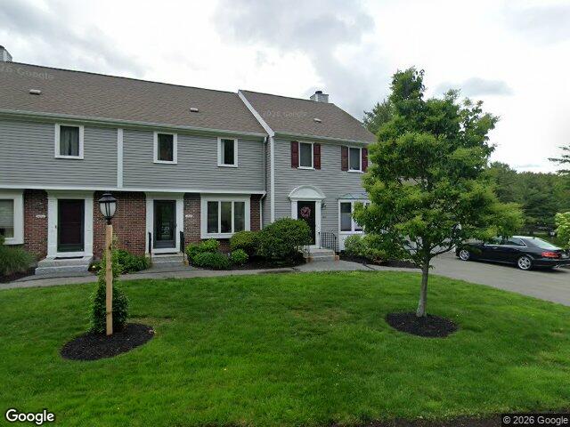 4303 Deerfield Cir Building 43, Peabody, MA 01960