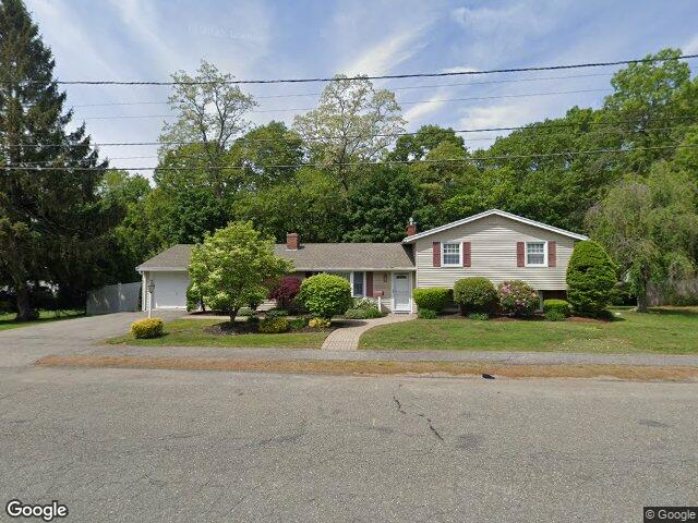 48 Catherine Dr, Peabody, MA 01960