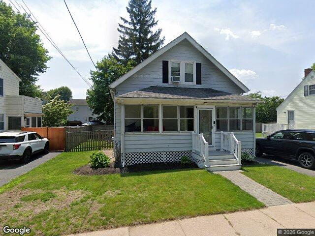 5 Linden Rd, Peabody, MA 01960