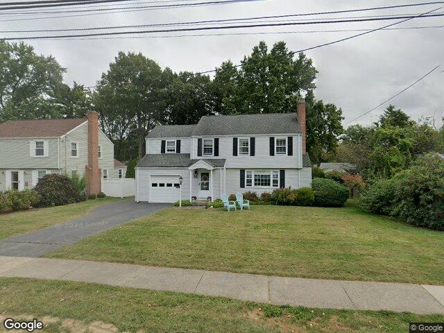 76 Glenbrook Rd, West Hartford, CT 06107