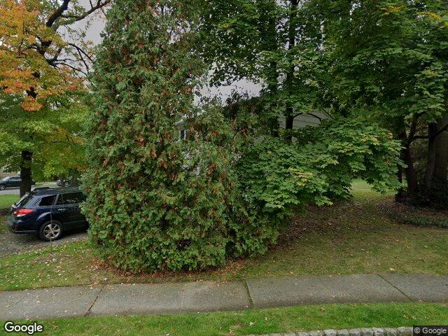30 Bellaire Dr, Montclair, NJ 07042