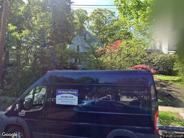 8 Franklin Pl, Montclair, NJ 07042