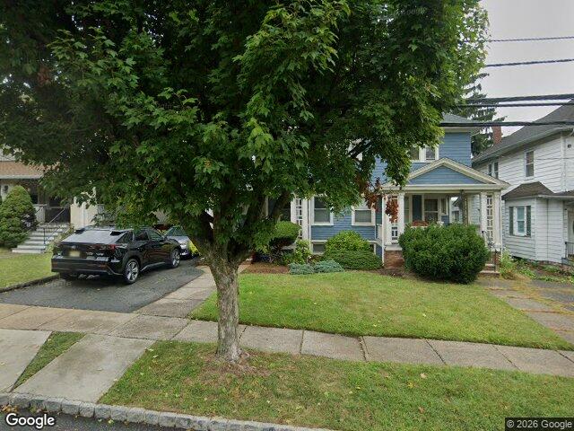 9 Hawthorne Pl, Montclair, NJ 07042-3219