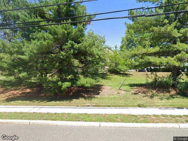 12 Chelsea Ct, Sewell, NJ 08080