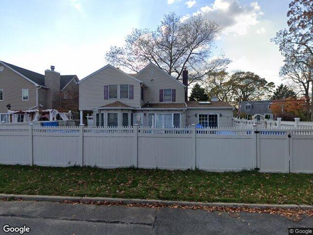2785 Harvey Ave, Oceanside, NY 11572