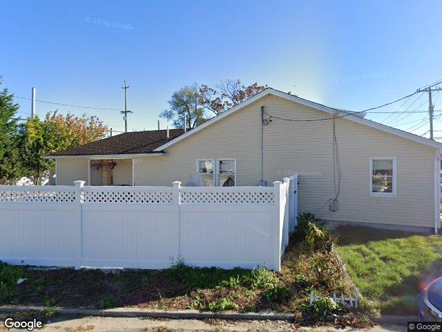 3093 Royal Ave, Oceanside, NY 11572