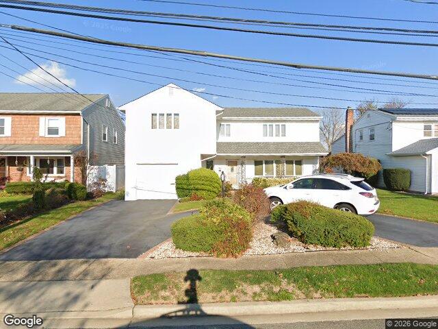 3483 Knight Street, Oceanside, NY 11572