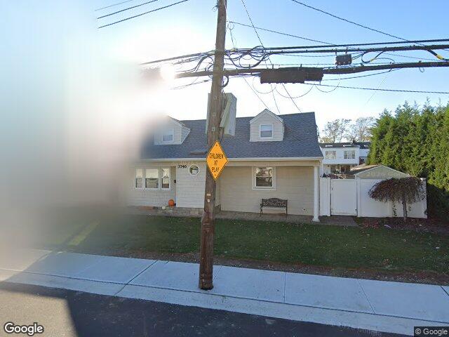 3746 Carrel Blvd, Oceanside, NY 11572