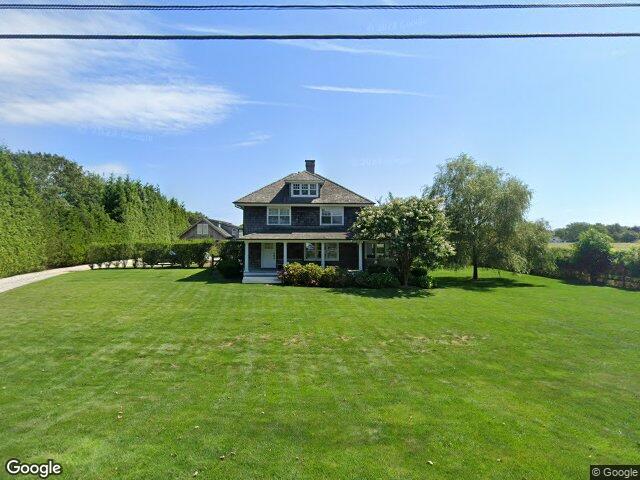 201 Hedges Ln, Sagaponack, NY 11962