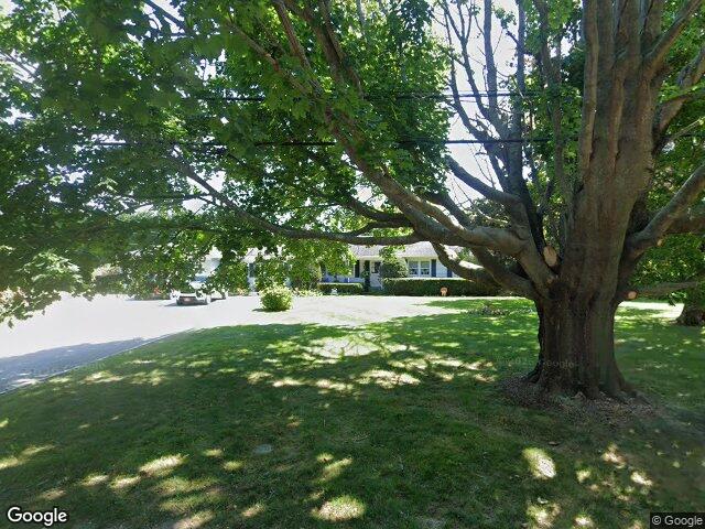 75 Hedges Ln, Sagaponack, NY 11962