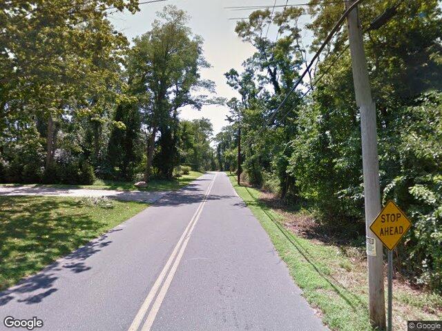 1 N Midway Rd, Shelter Island, NY 11964