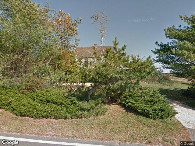 1041 Deerfield Rd, Water Mill, NY 11976