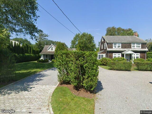 104 Halsey Ln, Water Mill, NY 11976