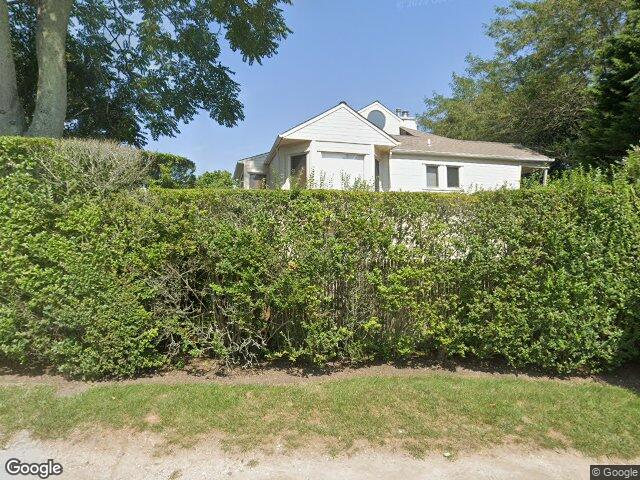 10 Head Of Pond Rd APT 11A, Water Mill, NY 11976