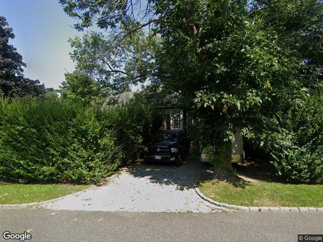 112 Upper 7 Ponds Road, Water Mill, NY