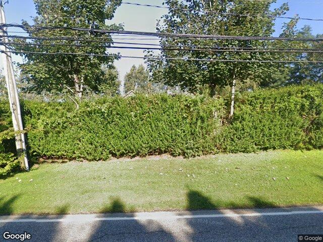 1366 Scuttle Hole Rd, Water Mill, NY 11976