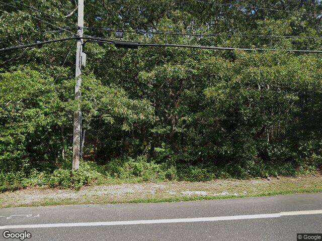 189 Scuttle Hole Rd, Water Mill, NY 11976