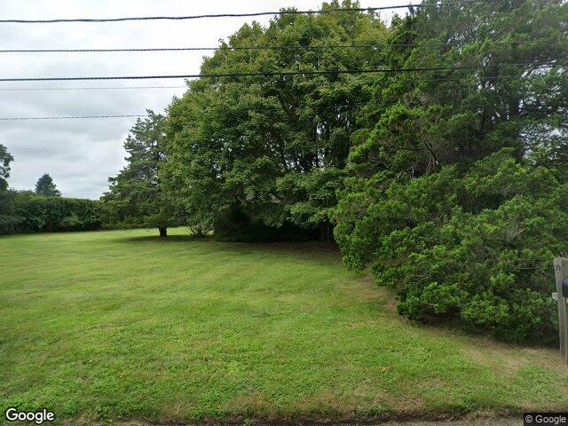 38 Pauls Ln, Water Mill, NY 11976