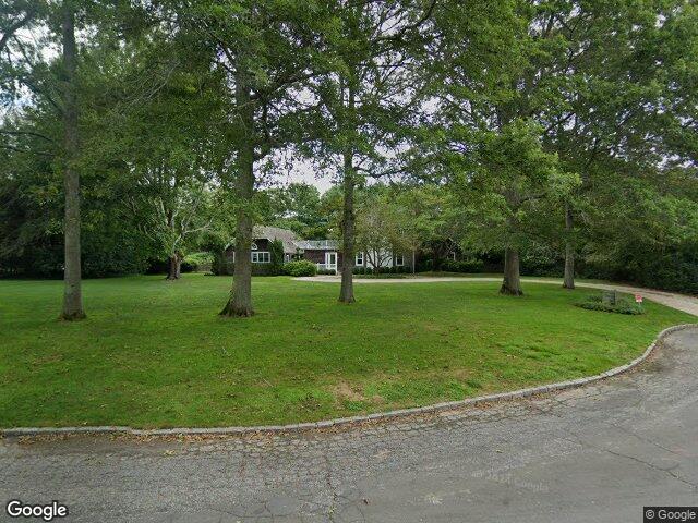 39 Topping Field Ct, Bridgehampton, NY 11932