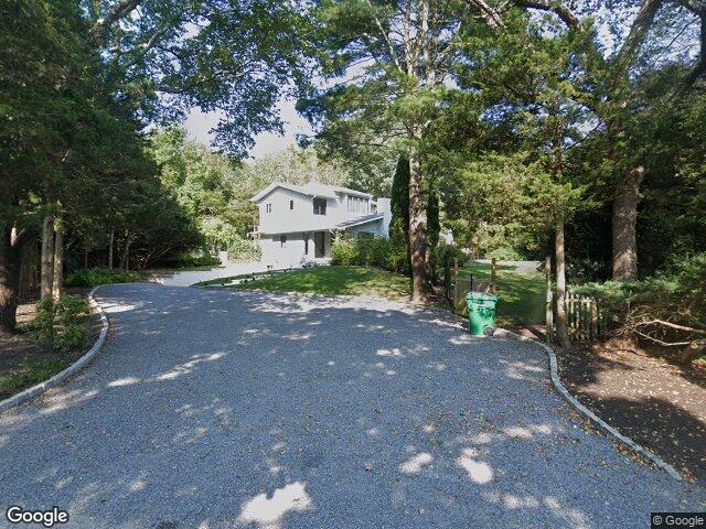 51 Little Noyac Path, Water Mill, NY 11976