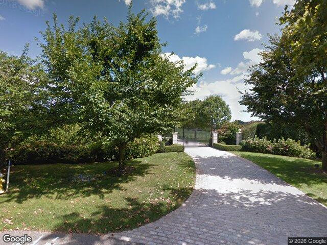 70 & 71 Cobb Ln, Water Mill, NY 11976