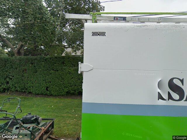 75 Norad Blvd, Water Mill, NY 11976