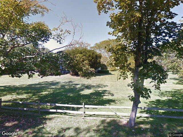 80 Cobb Rd, Water Mill, NY 11976