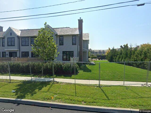 8 Magnolia Dr UNIT 2A, Water Mill, NY 11976