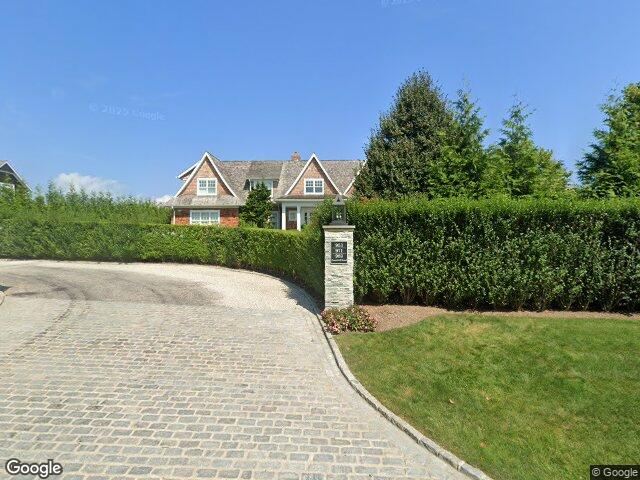 953 Deerfield Rd, Water Mill, NY 11976