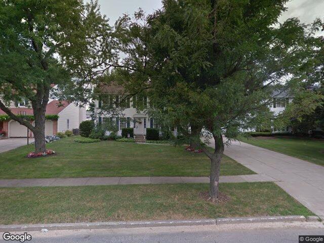 102 Carriage Cir, Williamsville, NY 14221