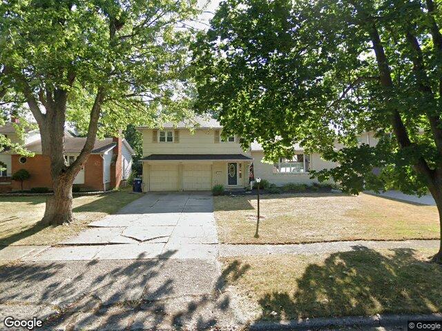 129 Ponderosa Dr, Buffalo, NY 14221