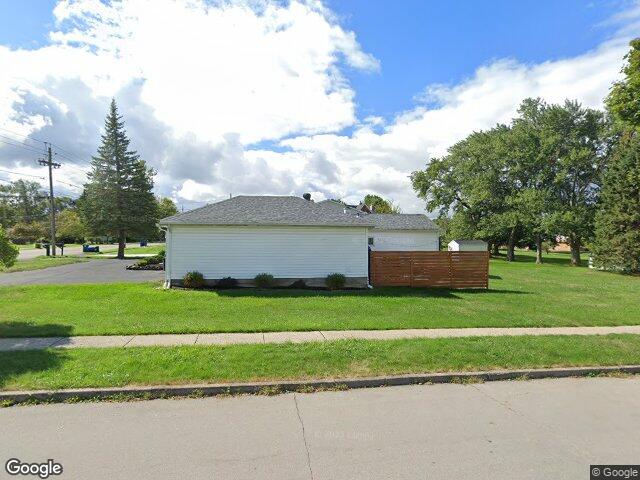 256 Country Pkwy, Williamsville, NY 14221