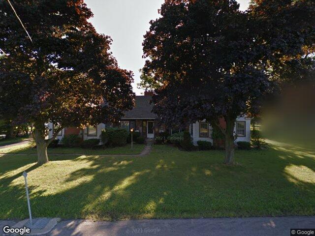 260 S Forest Rd, Buffalo, NY 14221