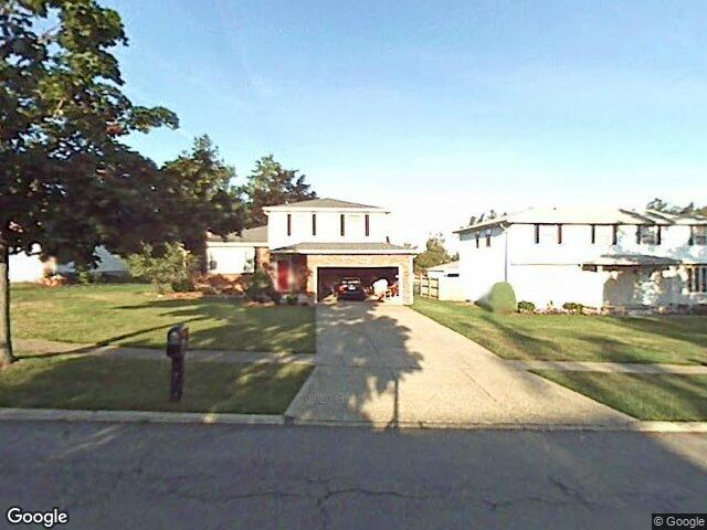 51 Stoneledge Ct, Buffalo, NY 14221