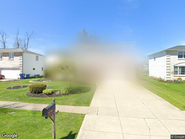 62 Heritage Rd W, Williamsville, NY 14221