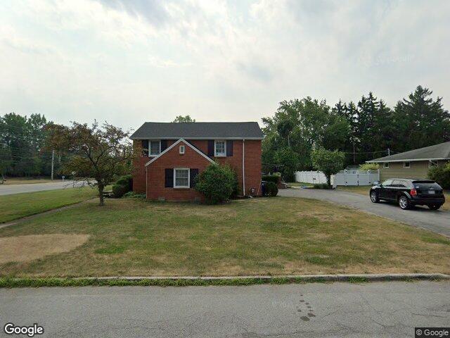 660 N Forest Rd, Buffalo, NY 14221
