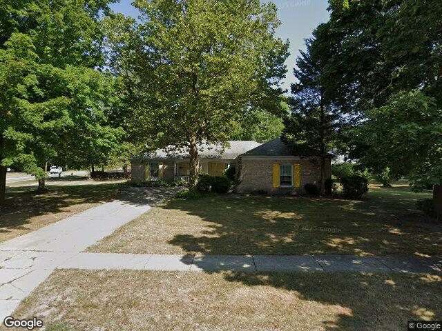 8 Old Spring Ln, Buffalo, NY 14221