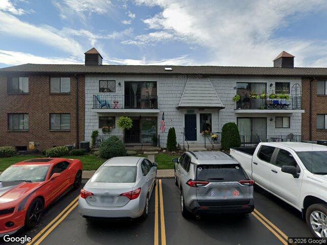 11-5 High Gate Trl, Fairport, NY 14450