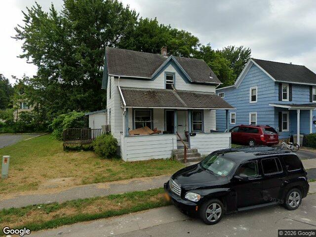 15 George St, Fairport, NY 14450