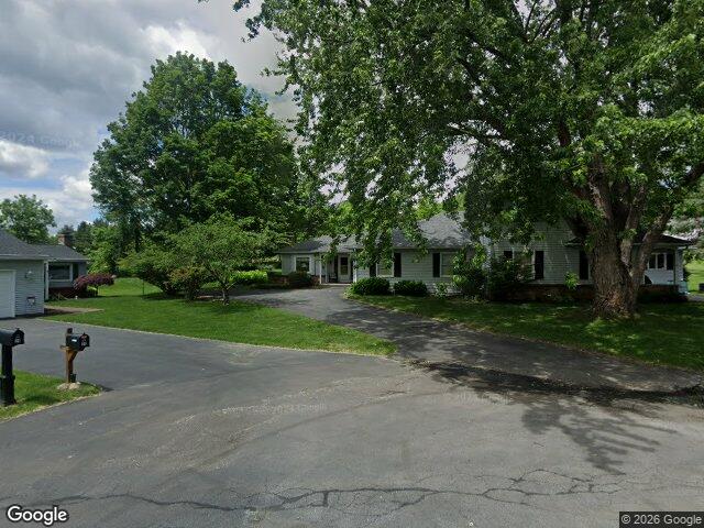 23 Brandywine Ln, Fairport, NY 14450