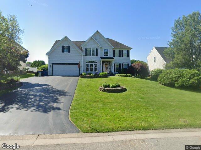23 Dickinson Xing, Fairport, NY 14450