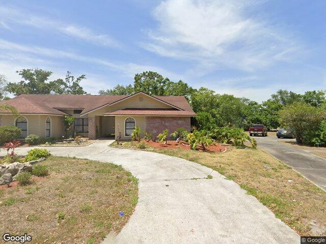 2814 Hammock Dr, Plant City, FL 33566