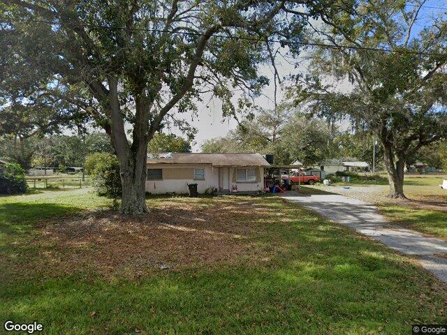 3015 Der Rd, Plant City, FL 33566