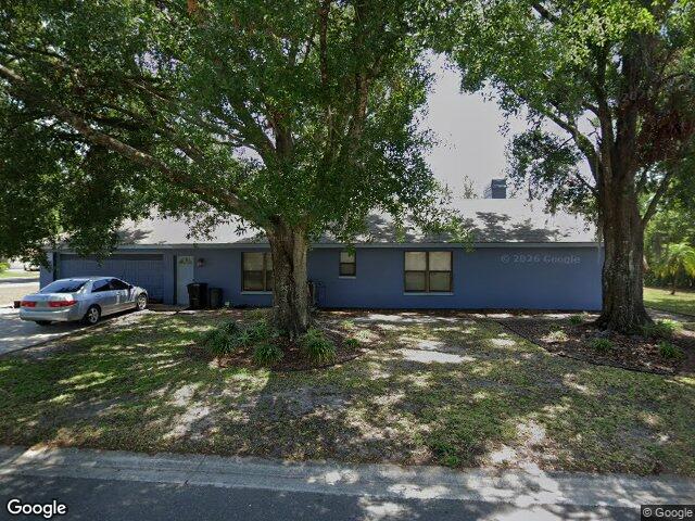 3502 Oak Club Ct, Plant City, FL 33566